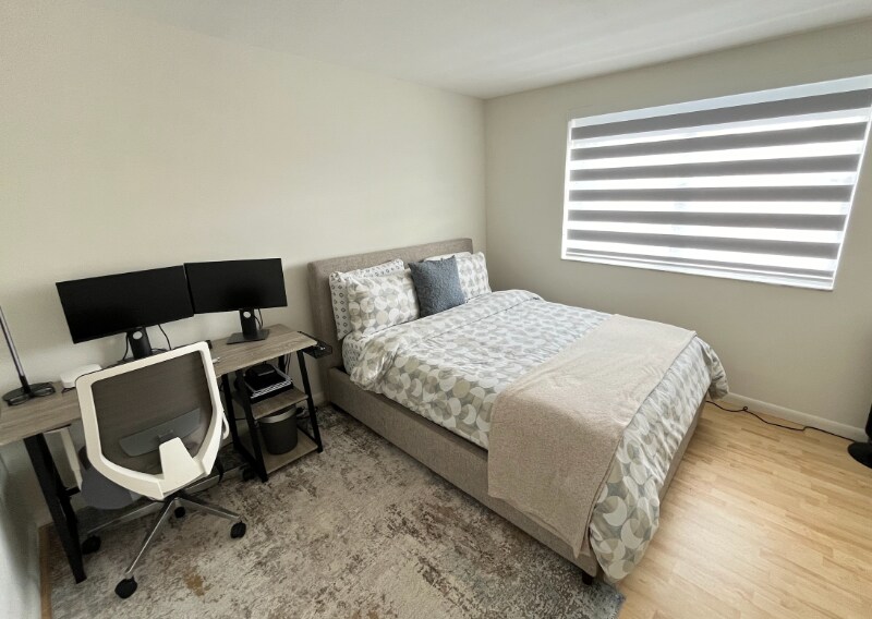 Building Photo - 6855 SW 45th Ln