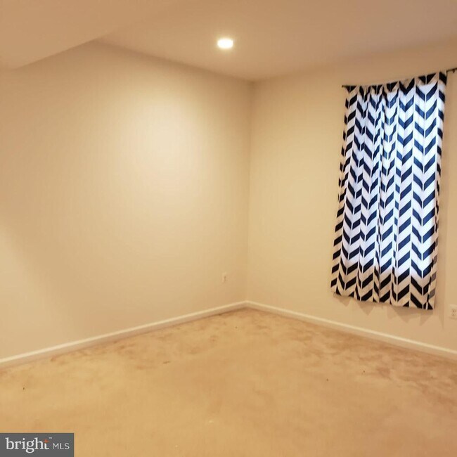 Building Photo - 23409 Berkeley Meadows Dr