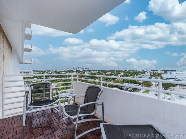 Building Photo - 888 Intracoastal Dr