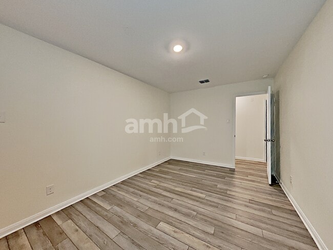 Building Photo - 7942 Cactus Plum Drive