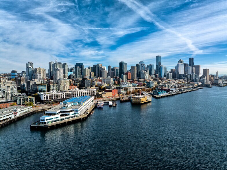 Building Photo - 2929 1st Ave