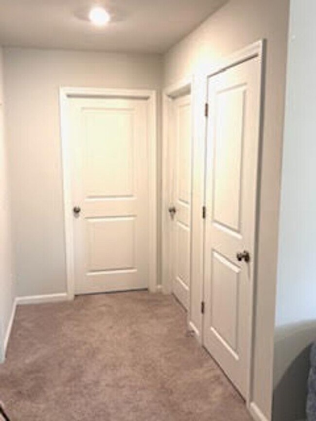 Building Photo - Modern Luxury in Winston-Salem