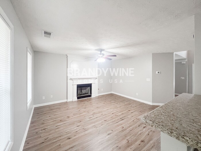 Building Photo - 980 Brigade St