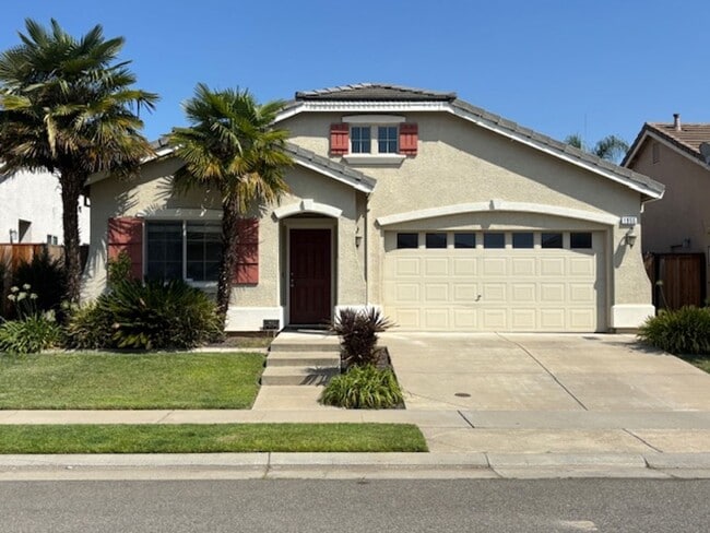 Primary Photo - Single Story Home in Lincoln