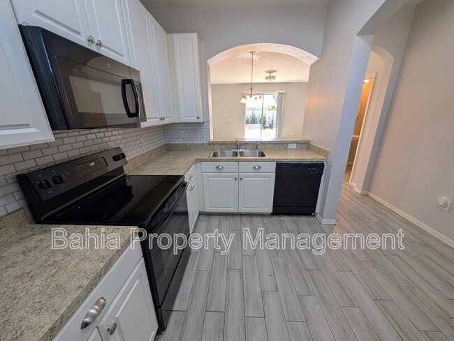 Building Photo - 8955 Walnut Gable Ct