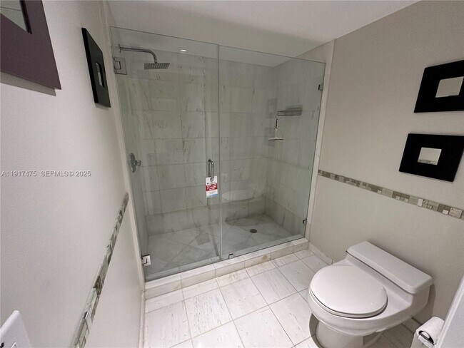 Building Photo - 3400 NE 192 St