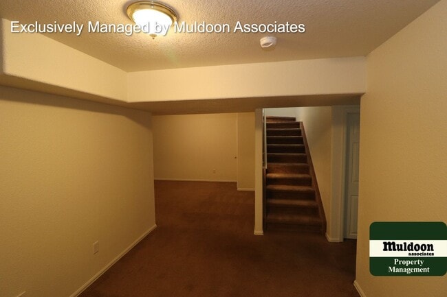Building Photo - Remodeled Pueblo West Rancher with Full Fi...