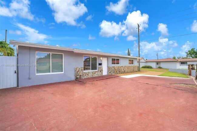 Primary Photo - 3341 SW 94th Ct