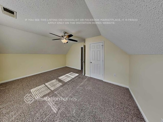 Building Photo - 216 Bradford Glyn Dr