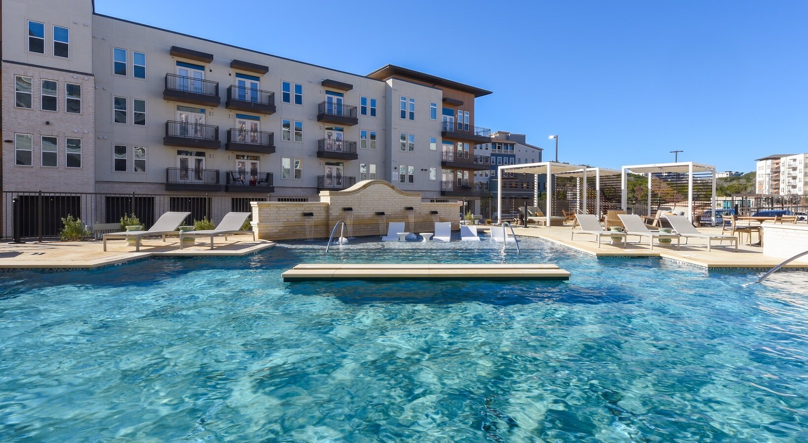 Building Photo - 18111 La Cantera Terrace
