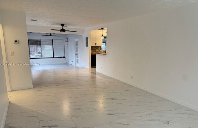 Building Photo - 117 NE 2nd Terrace