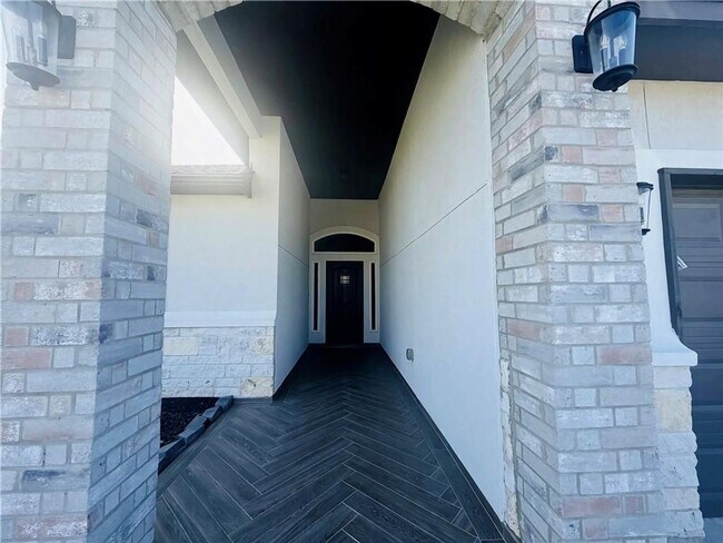 Building Photo - 4109 Jack Shuff Dr