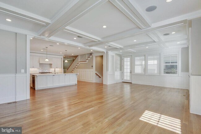 Building Photo - 8703 Bradmoor Dr