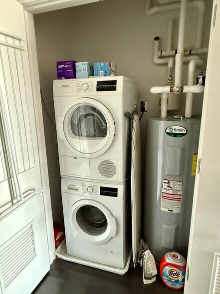 Building Photo - 9 Medford St