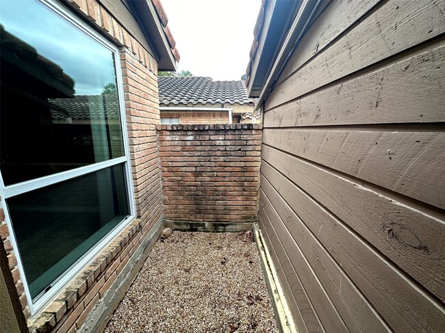 Building Photo - 12048 Texas National Blvd