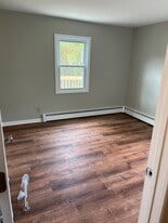 Building Photo - 24 Steinhardt Ave