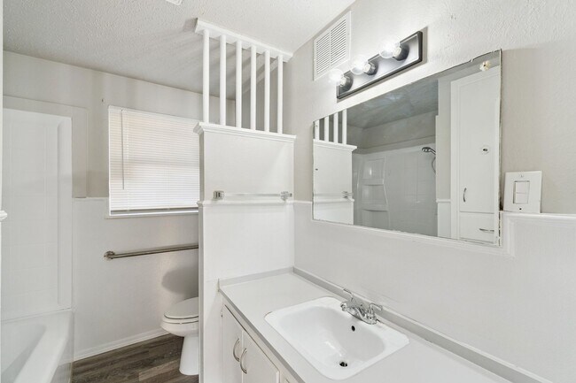 Building Photo - 3 bed, 1 bath home in Midwest city,Ok