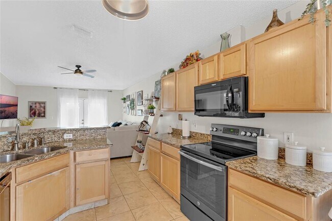 Building Photo - 342 Pleasant Gardens Dr