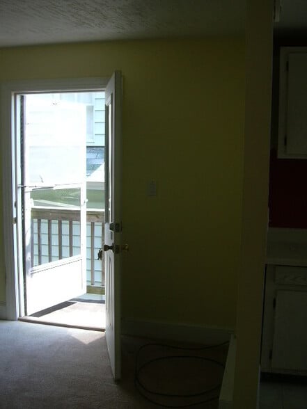 Building Photo - 40 Virginia Ave