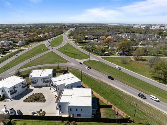 Building Photo - 115 Crossroads Cir
