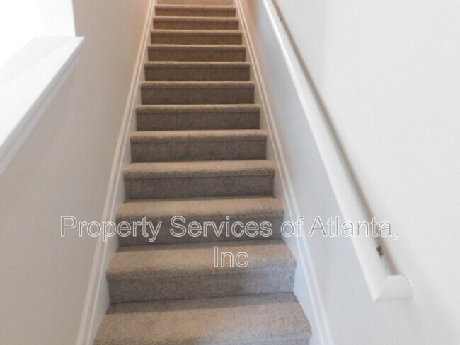 Building Photo - 343 Indian Lake Trail