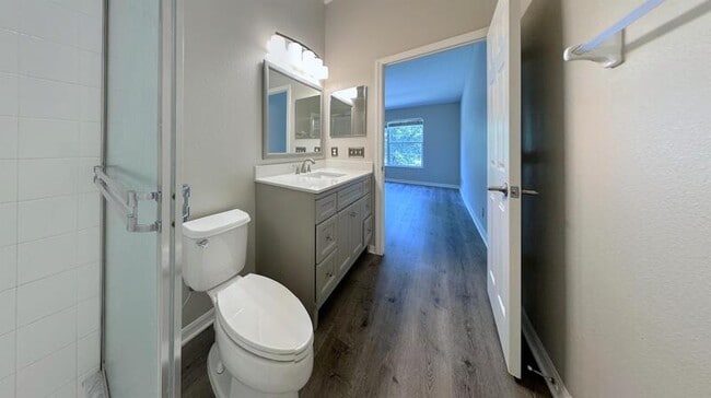 Building Photo - 9828 Fan Palm Way