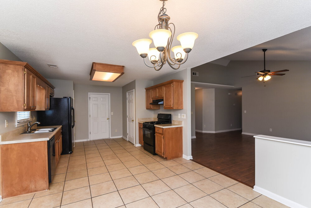 Building Photo - 4091 S Fork Dr