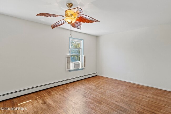 Building Photo - 1105 Emory St