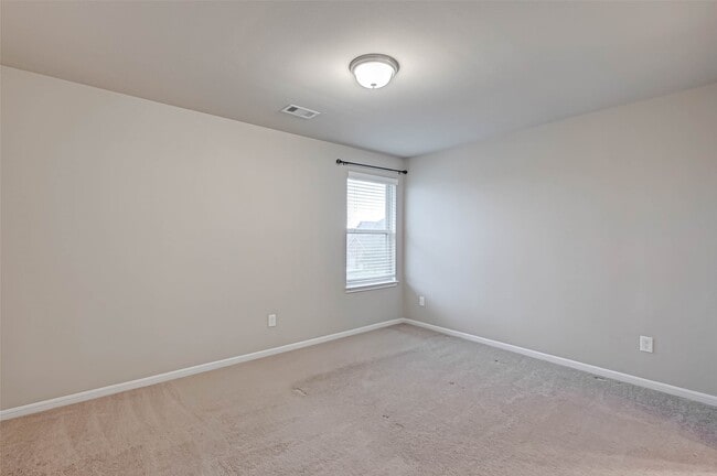 Building Photo - 2111 Post Oak Ct