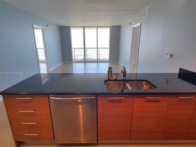 Building Photo - 50 Biscayne Blvd