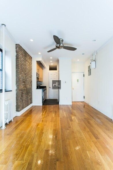 Building Photo - NO FEE One Bed in Kips Bay! Won't Stay on ...