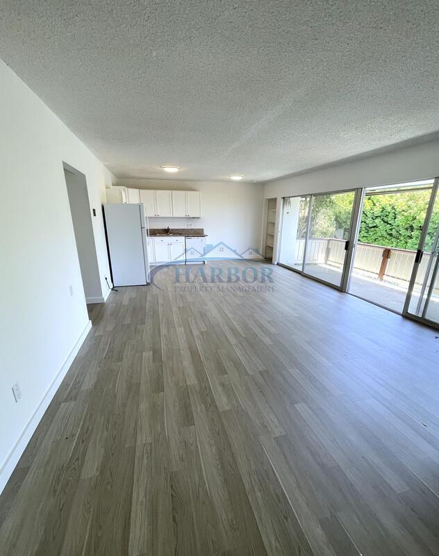 Building Photo - 2412 Palos Verdes Dr N