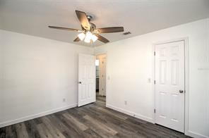 Building Photo - Recently updated, custom 3/2/2 on fenced corner lot in Inverness, $1900/mo!