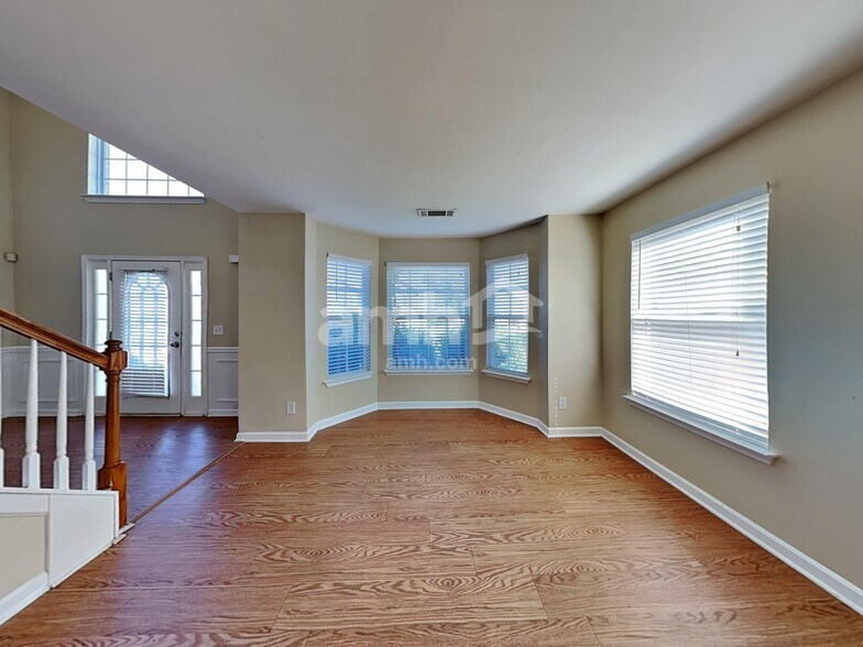 Building Photo - 3073 Running River Ct