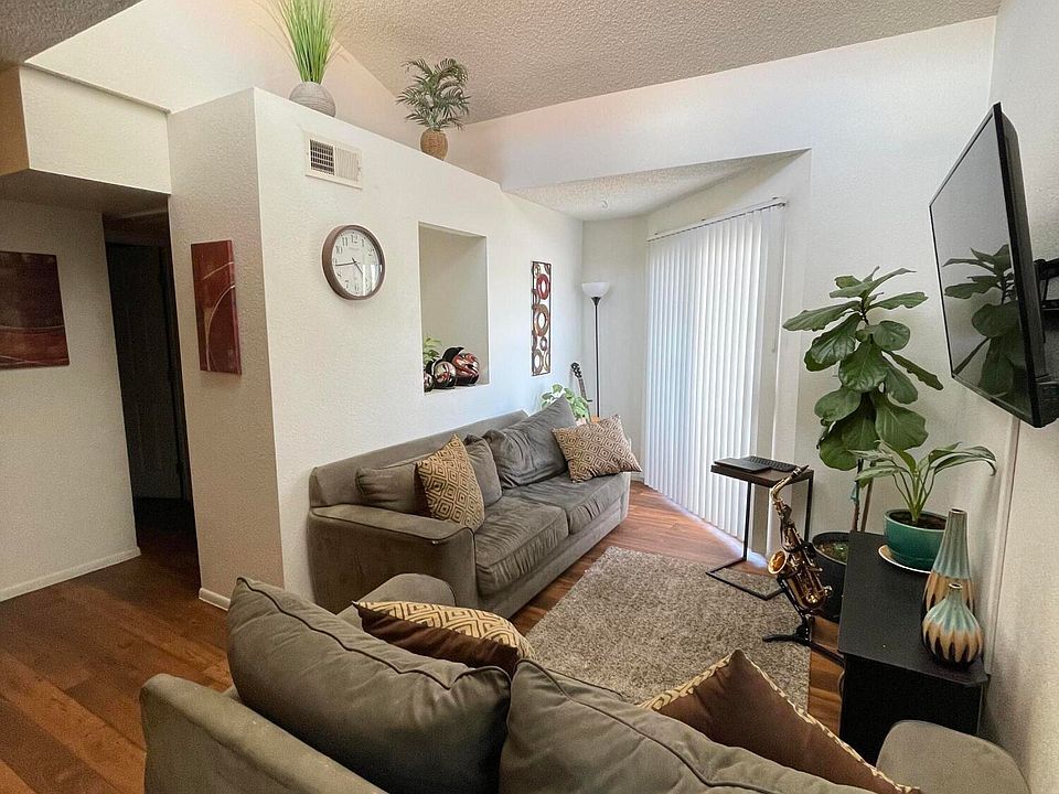 model/staged - 1745 E Glenn #243