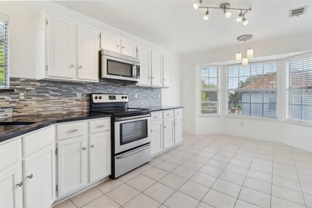 Building Photo - 3420 Grenoble Ct