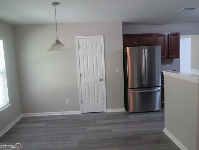 Building Photo - 2510 Wrangler Dr