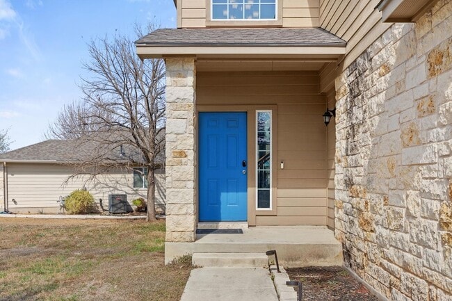 Building Photo - 103 Hoya Ln