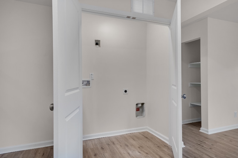 Building Photo - 1911 Capps St