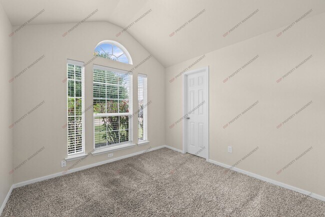 Building Photo - 7811 Redbrush
