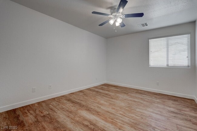 Building Photo - 7733 Lively Loom Ct