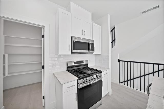 Building Photo - 7207 Mohawk Dr