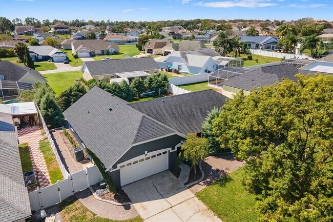 Building Photo - 5517 Loma Vista Dr E