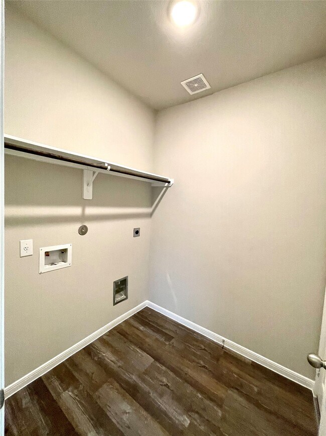Building Photo - 441 Aurora Creek Ln