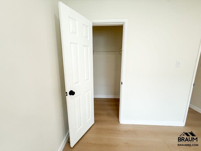 Building Photo - 7339 Woodman Ave