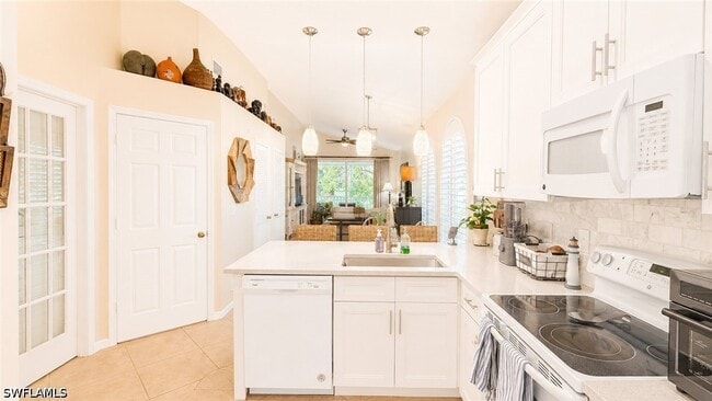 Building Photo - 8274 Twelve Oaks Cir