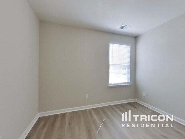 Building Photo - 309 Woodfern Ct
