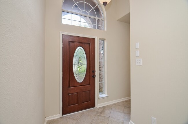 Building Photo - 20127 Jasper Oaks Dr