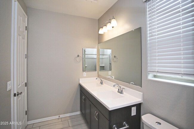 Building Photo - 13335 W Red Range Way