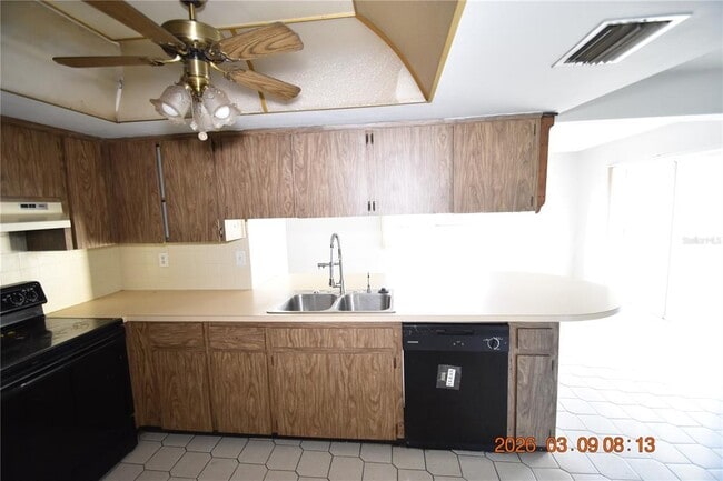 Building Photo - 7338 Foxbloom Dr